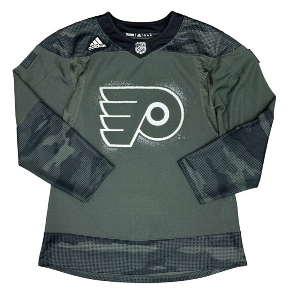 EUC Men's PHILADELPHIA FLYERS Military Appreciation Carter Hart Jersey | Size 44 - Picture 2 of 14